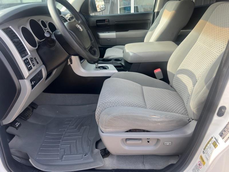 Toyota Tundra 2WD Double 164.6" 4.7L V8 SR5 (Natl 2007