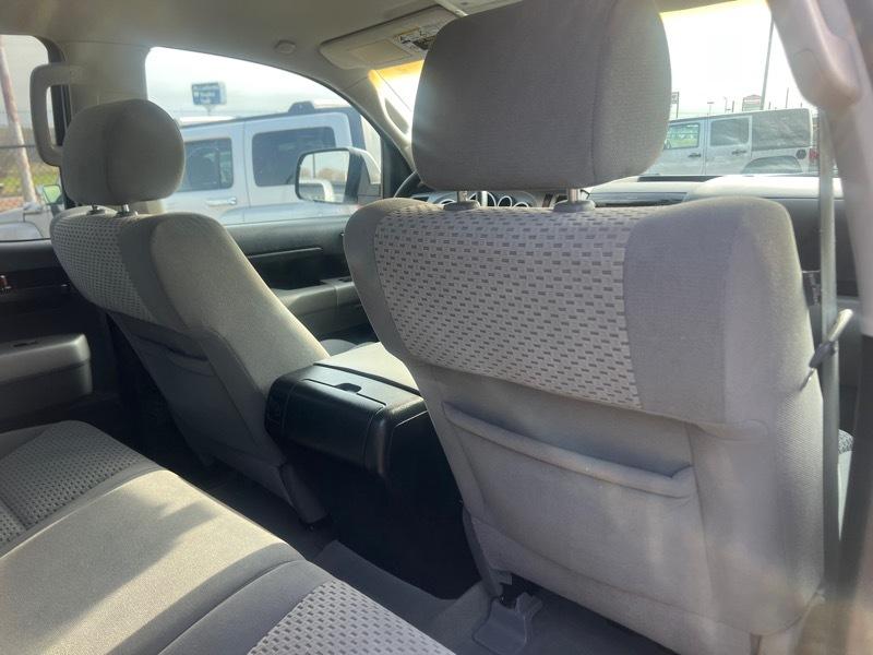 Toyota Tundra 2WD Double 164.6" 4.7L V8 SR5 (Natl 2007