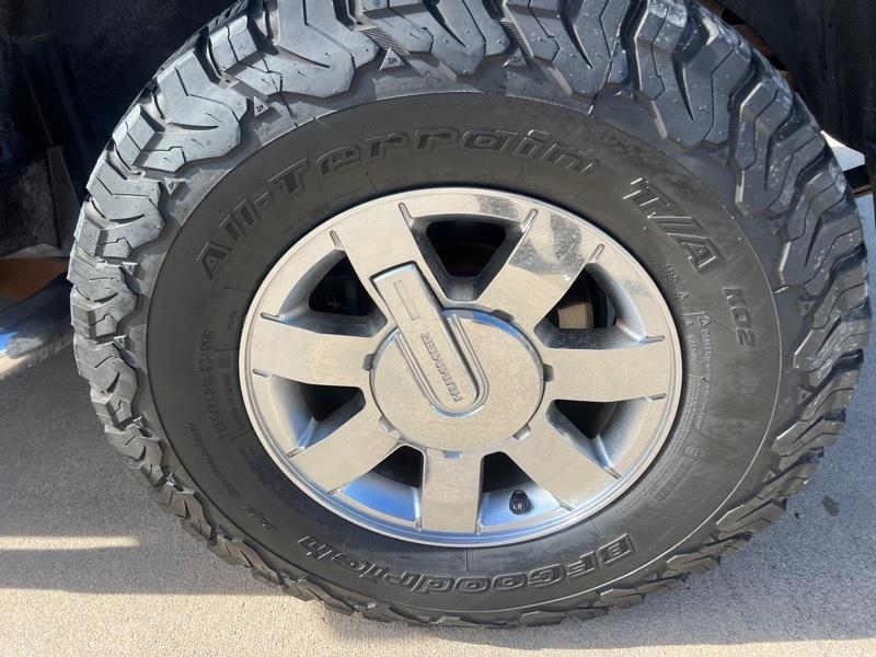 HUMMER H3 4WD 4dr SUV Luxury 2009