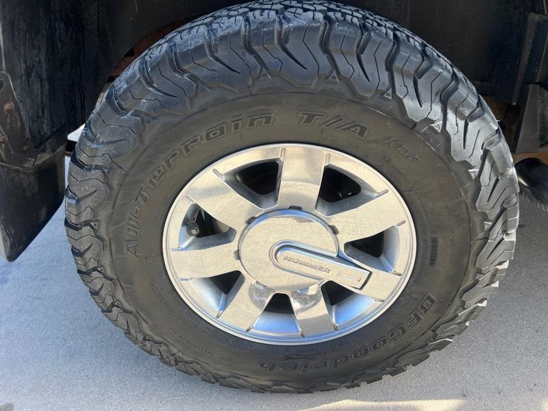 HUMMER H3 4WD 4dr SUV Luxury 2009