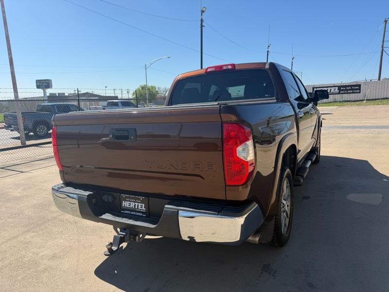 Toyota Tundra Limited 5.7L CrewMax 2WD 2015