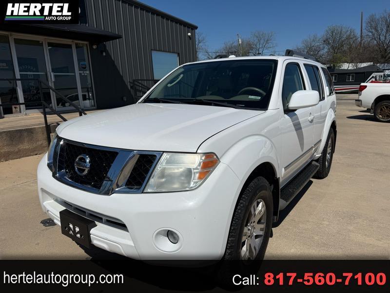 2011 Nissan Pathfinder LE 4WD