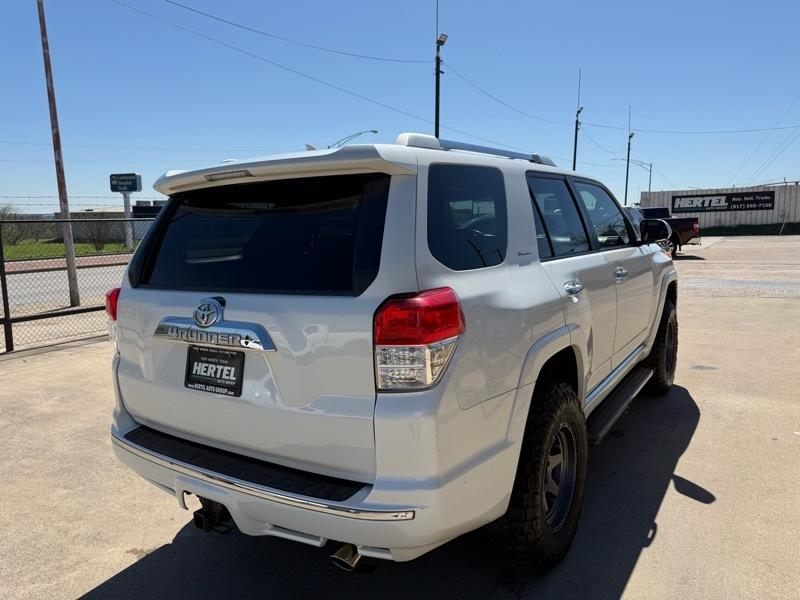 Toyota 4Runner SR5 2WD V6 2010