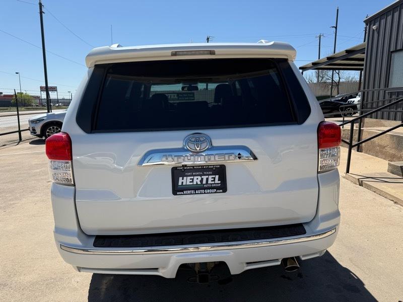 Toyota 4Runner SR5 2WD V6 2010