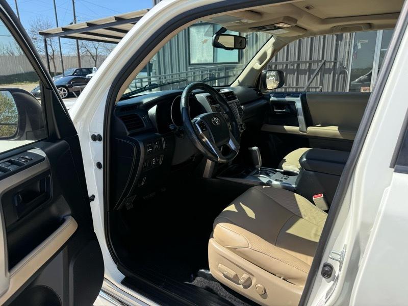 Toyota 4Runner SR5 2WD V6 2010