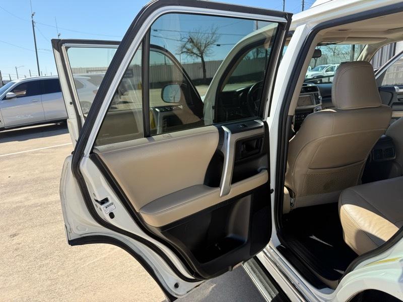 Toyota 4Runner SR5 2WD V6 2010