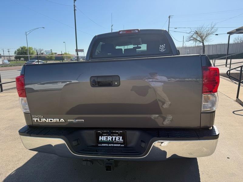 Toyota Tundra 2WD CrewMax 145.7" 5.7L SR5 (Natl) 2011