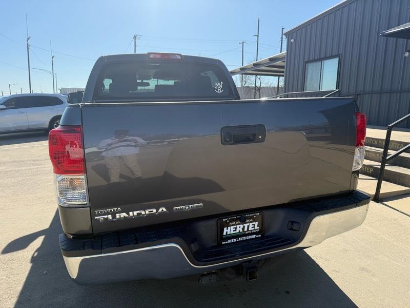 Toyota Tundra 2WD CrewMax 145.7" 5.7L SR5 (Natl) 2011