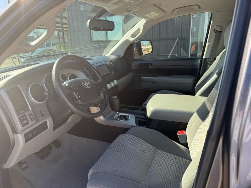 Toyota Tundra 2WD CrewMax 145.7" 5.7L SR5 (Natl) 2011