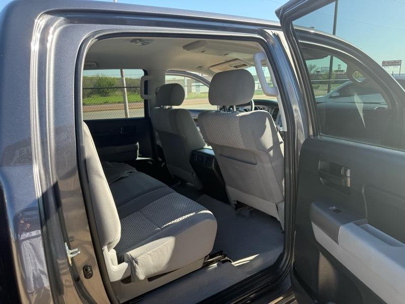 Toyota Tundra 2WD CrewMax 145.7" 5.7L SR5 (Natl) 2011