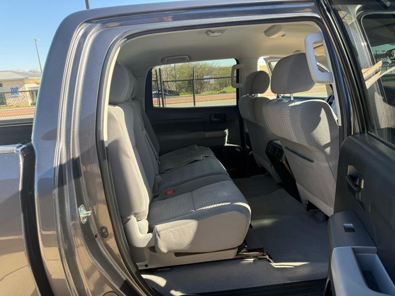 Toyota Tundra 2WD CrewMax 145.7" 5.7L SR5 (Natl) 2011