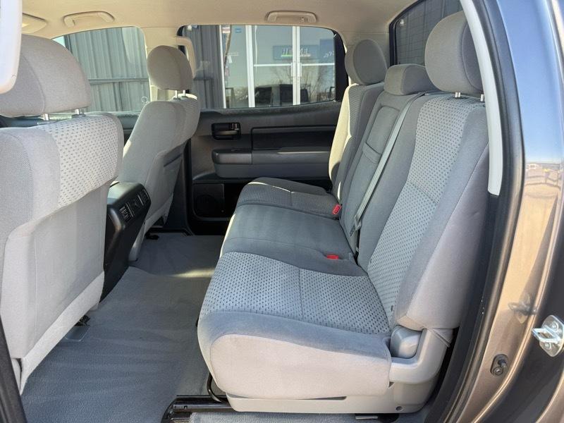 Toyota Tundra 2WD CrewMax 145.7" 5.7L SR5 (Natl) 2011