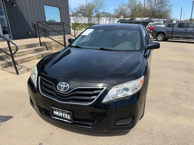 Toyota Camry LE 4D Sedan 2010