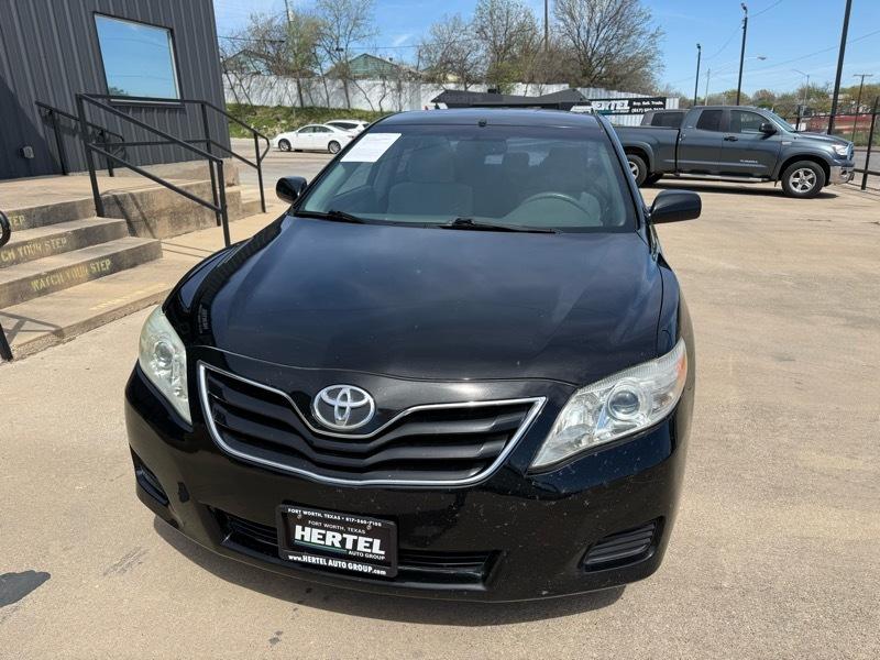 Toyota Camry LE 4D Sedan 2010