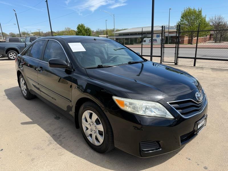 Toyota Camry LE 4D Sedan 2010