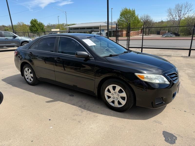 Toyota Camry LE 4D Sedan 2010