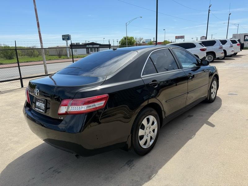 Toyota Camry LE 4D Sedan 2010