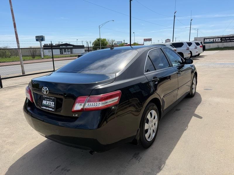 Toyota Camry LE 4D Sedan 2010