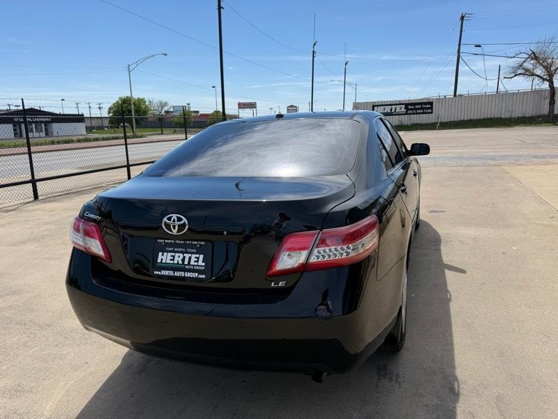 Toyota Camry LE 4D Sedan 2010