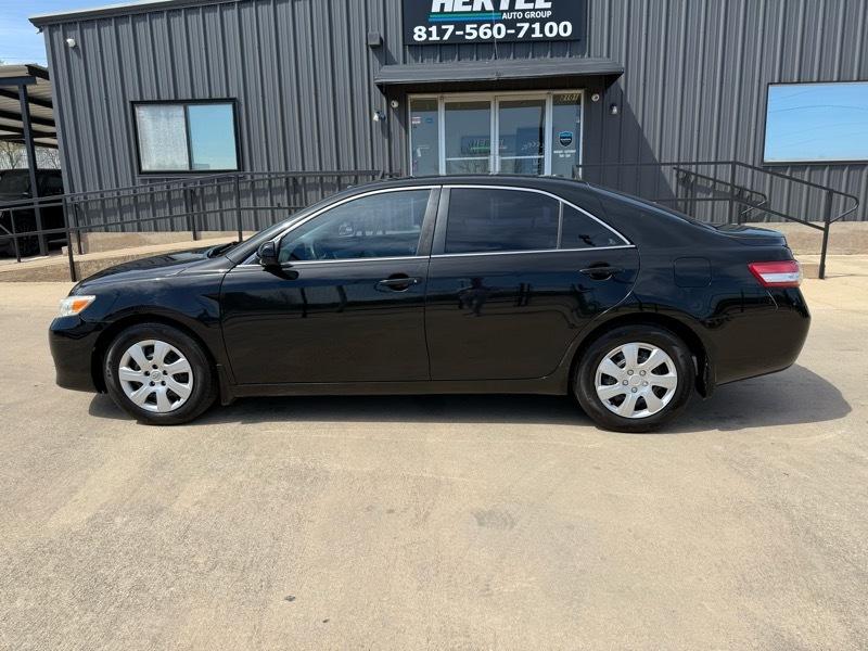 Toyota Camry LE 4D Sedan 2010