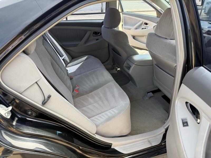 Toyota Camry LE 4D Sedan 2010