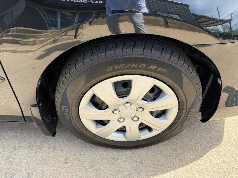 Toyota Camry LE 4D Sedan 2010