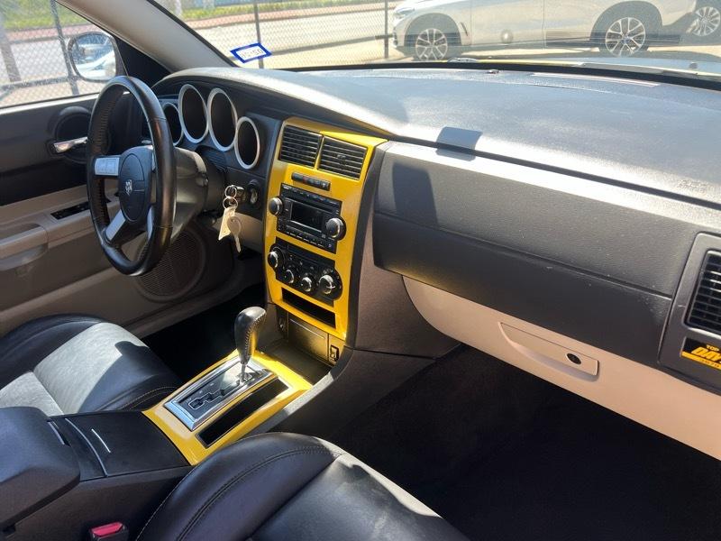 Dodge Charger R/T 2006