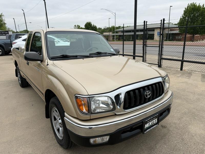 Toyota Tacoma Xtracab 2WD 2003