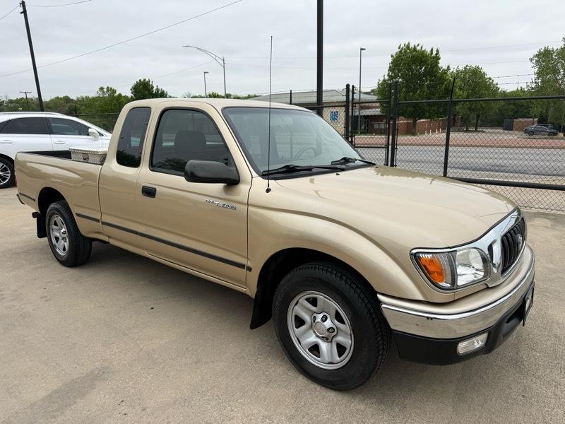 Toyota Tacoma Xtracab 2WD 2003