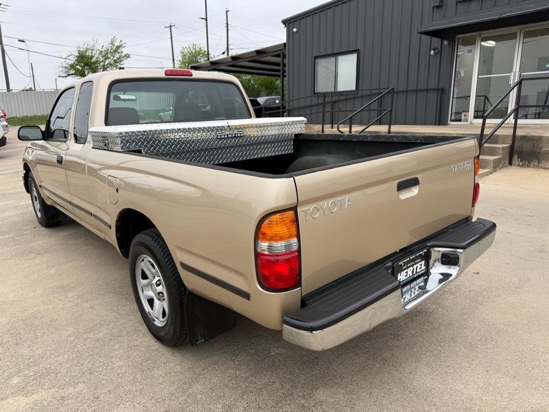 Toyota Tacoma Xtracab 2WD 2003