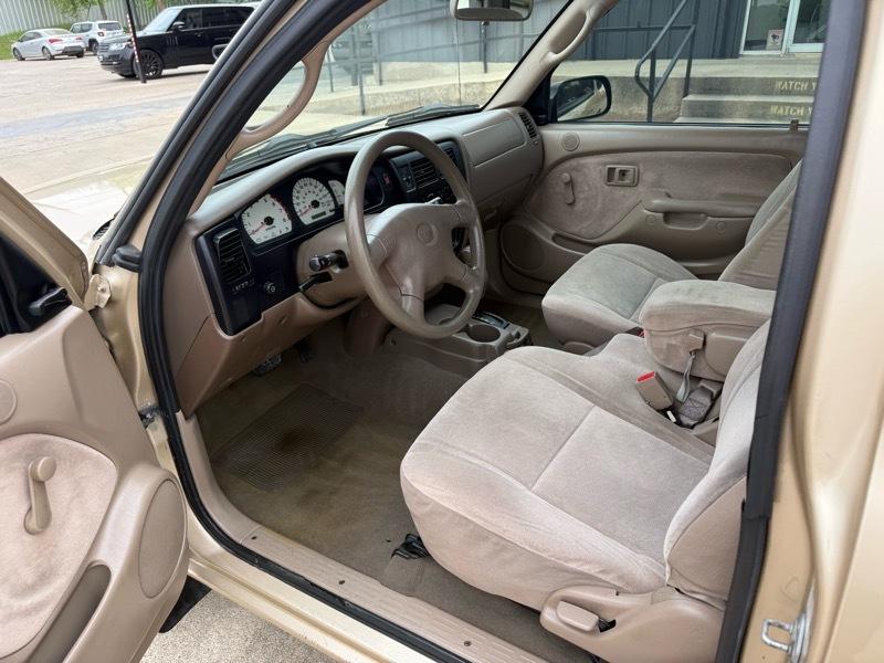 Toyota Tacoma Xtracab 2WD 2003