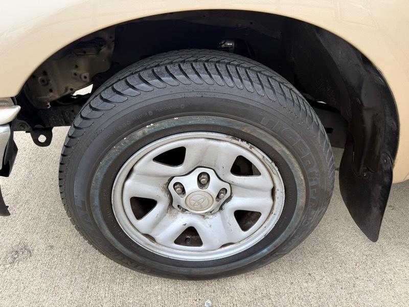 Toyota Tacoma Xtracab 2WD 2003