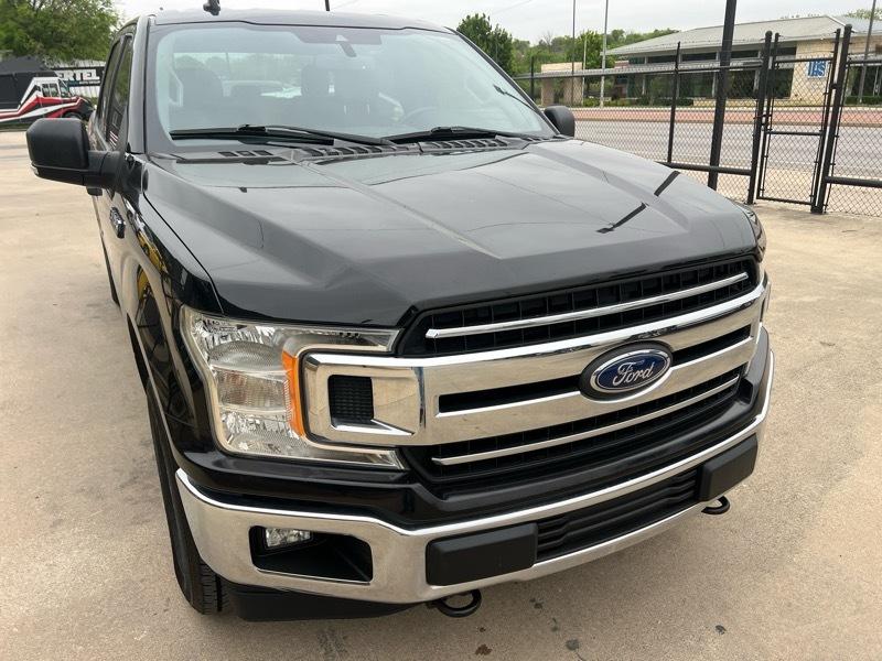 Ford F-150 4WD SuperCrew 150" XLT 2019