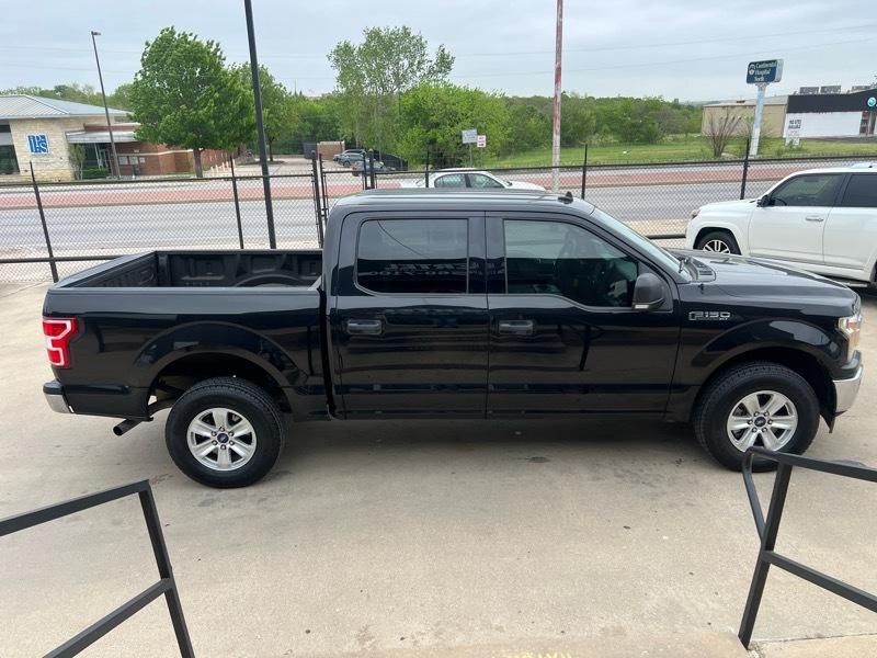 Ford F-150 4WD SuperCrew 150" XLT 2019