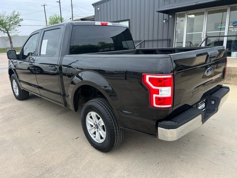 Ford F-150 4WD SuperCrew 150" XLT 2019