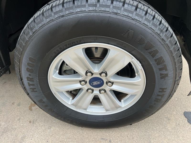 Ford F-150 4WD SuperCrew 150" XLT 2019