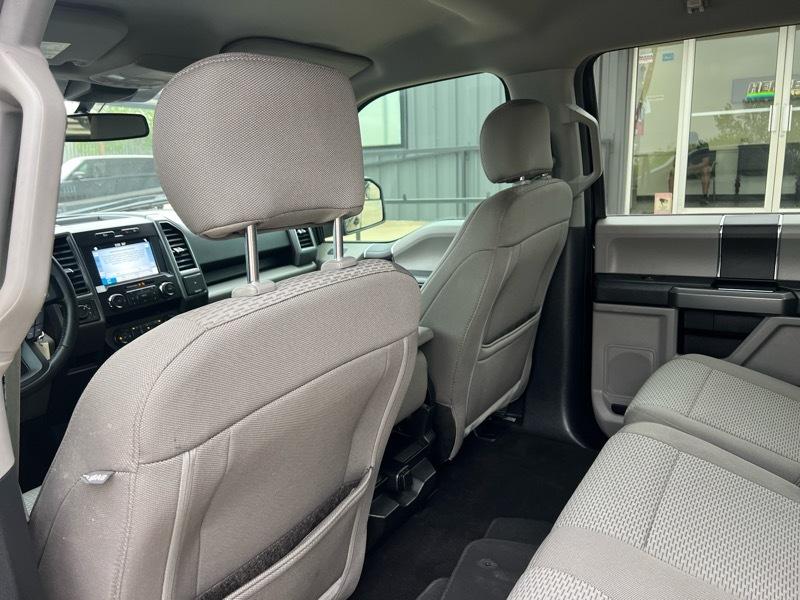 Ford F-150 4WD SuperCrew 150" XLT 2019