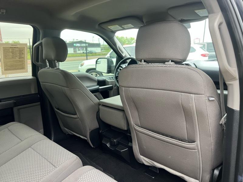 Ford F-150 4WD SuperCrew 150" XLT 2019