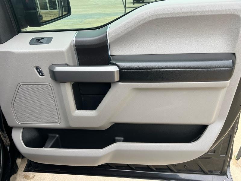 Ford F-150 4WD SuperCrew 150" XLT 2019