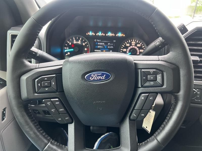 Ford F-150 4WD SuperCrew 150" XLT 2019