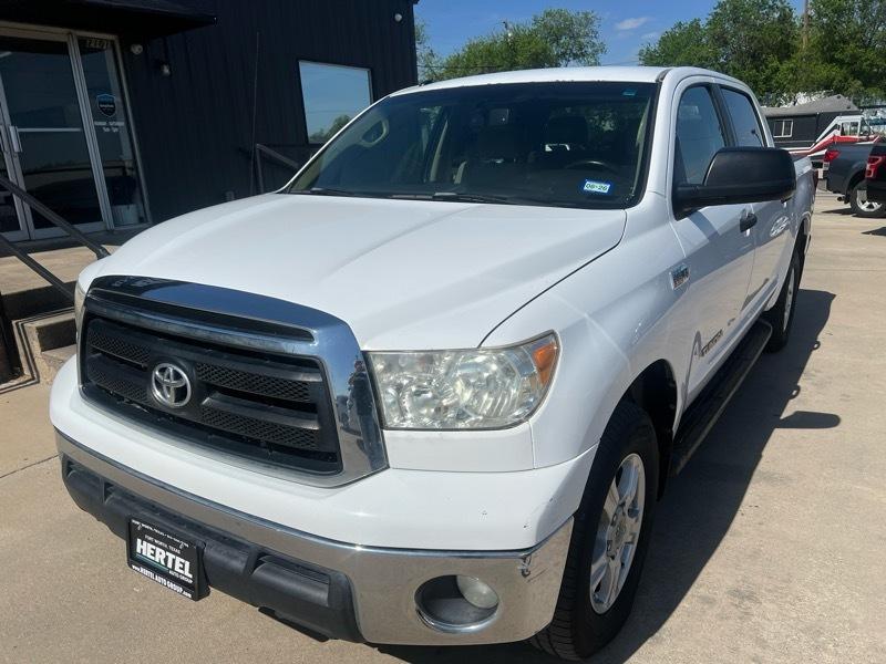 Toyota Tundra 2WD CrewMax 145.7" 5.7L SR5 (Natl) 2010