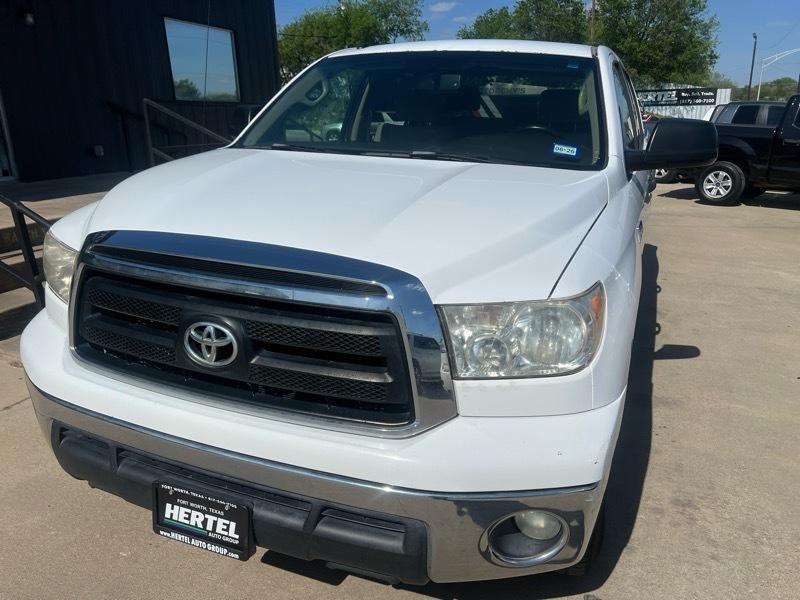 Toyota Tundra 2WD CrewMax 145.7" 5.7L SR5 (Natl) 2010