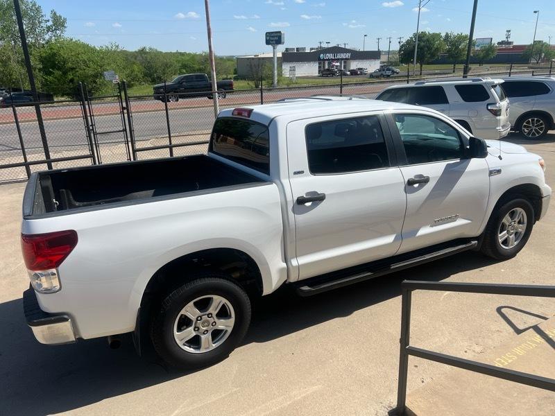 Toyota Tundra 2WD CrewMax 145.7" 5.7L SR5 (Natl) 2010