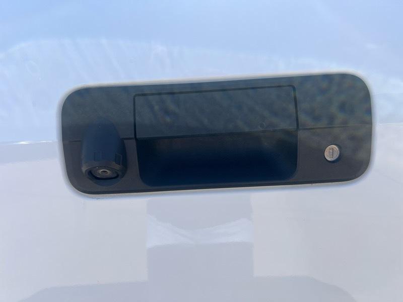 Toyota Tundra 2WD CrewMax 145.7" 5.7L SR5 (Natl) 2010