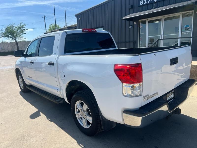 Toyota Tundra 2WD CrewMax 145.7" 5.7L SR5 (Natl) 2010