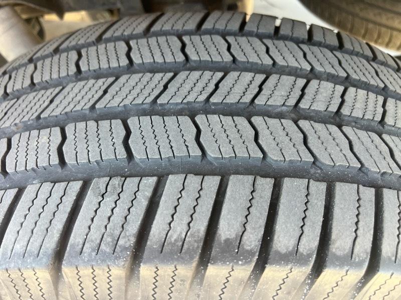 Toyota Tundra 2WD CrewMax 145.7" 5.7L SR5 (Natl) 2010