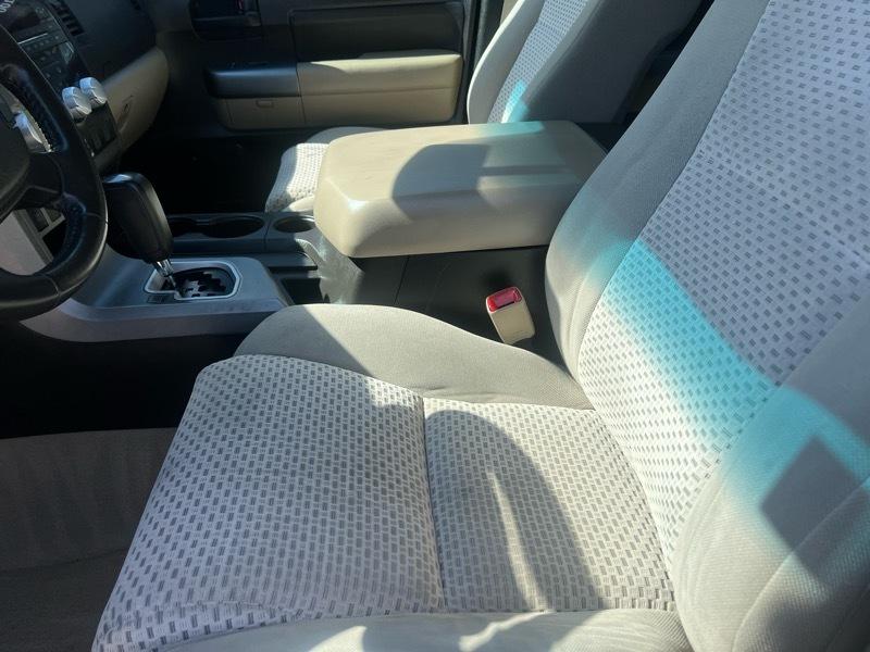 Toyota Tundra 2WD CrewMax 145.7" 5.7L SR5 (Natl) 2010