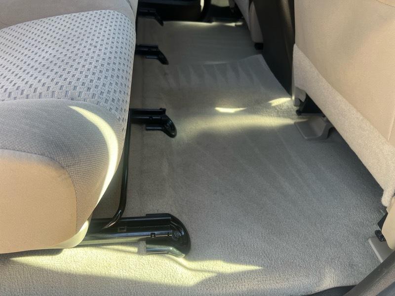 Toyota Tundra 2WD CrewMax 145.7" 5.7L SR5 (Natl) 2010