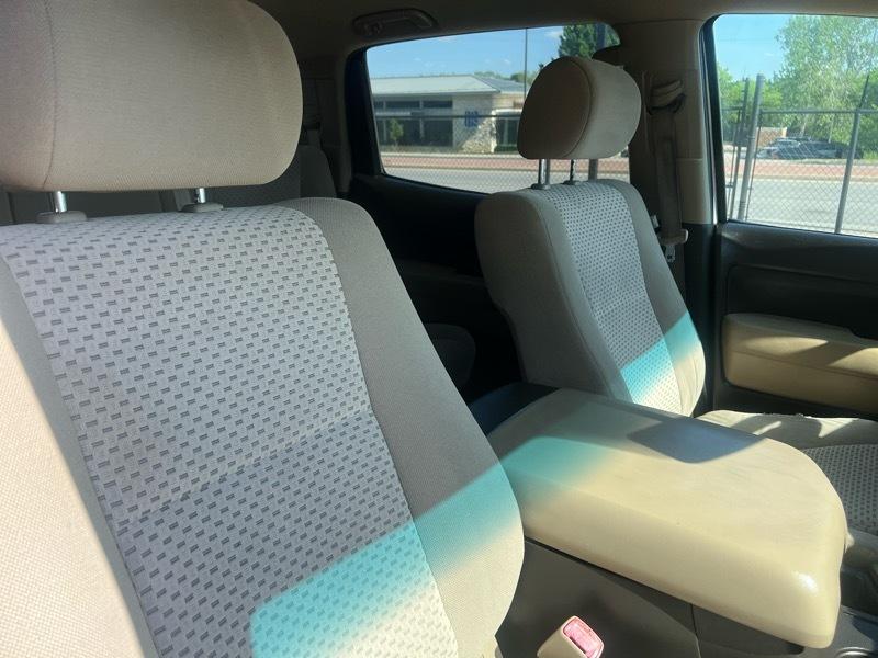 Toyota Tundra 2WD CrewMax 145.7" 5.7L SR5 (Natl) 2010