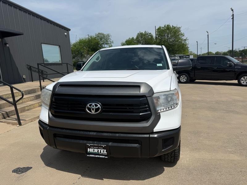 Toyota Tundra SR5 4.6L V8 Double Cab 2WD 2016